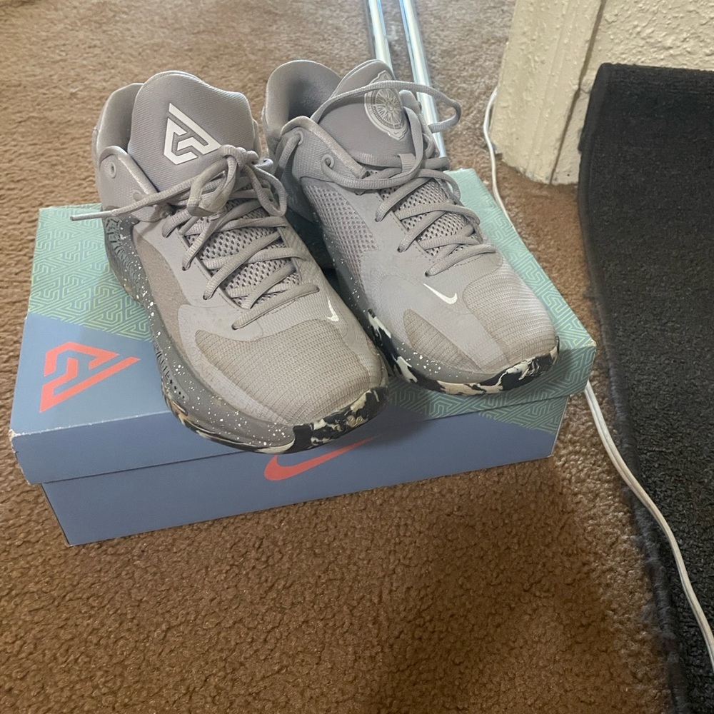 Nike Zoom Freak 4